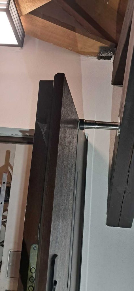 Odbojnik ścienny typu PRESTIGE VI - skok amortyzacji 18 mm