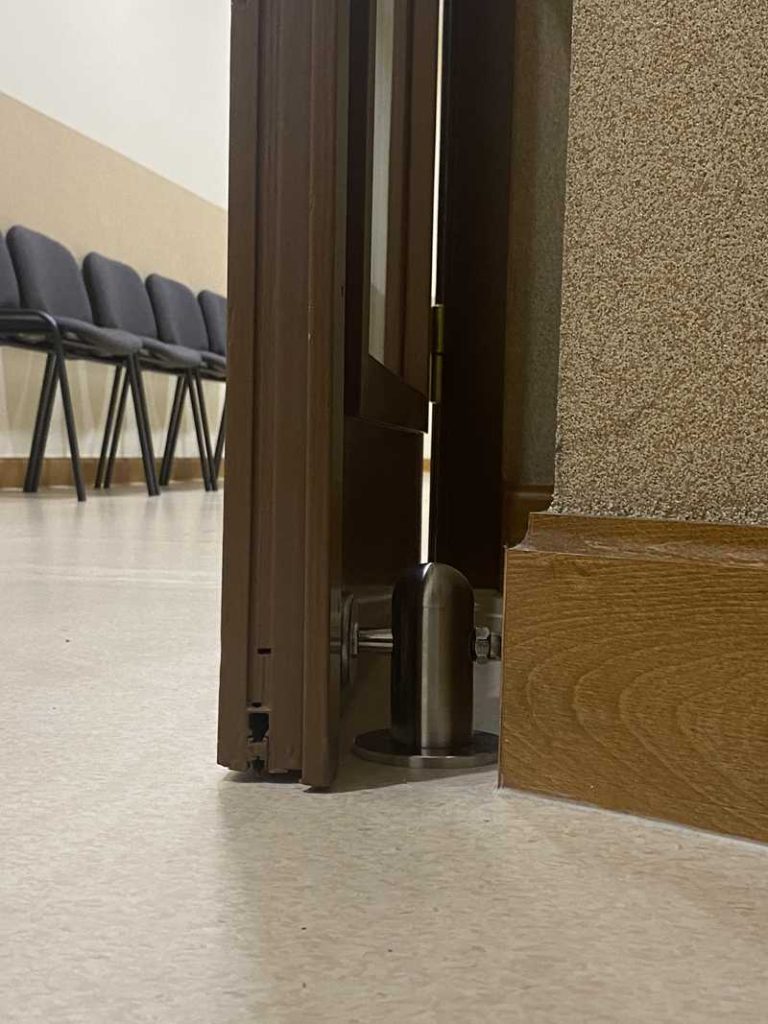 Odbojnik/stoper/ogranicznik magnetyczny 145 N zabezpieczenie -drzwi