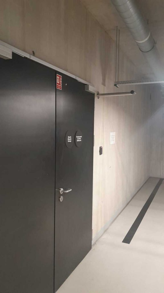 Ścienny odbojnik drzwiowy